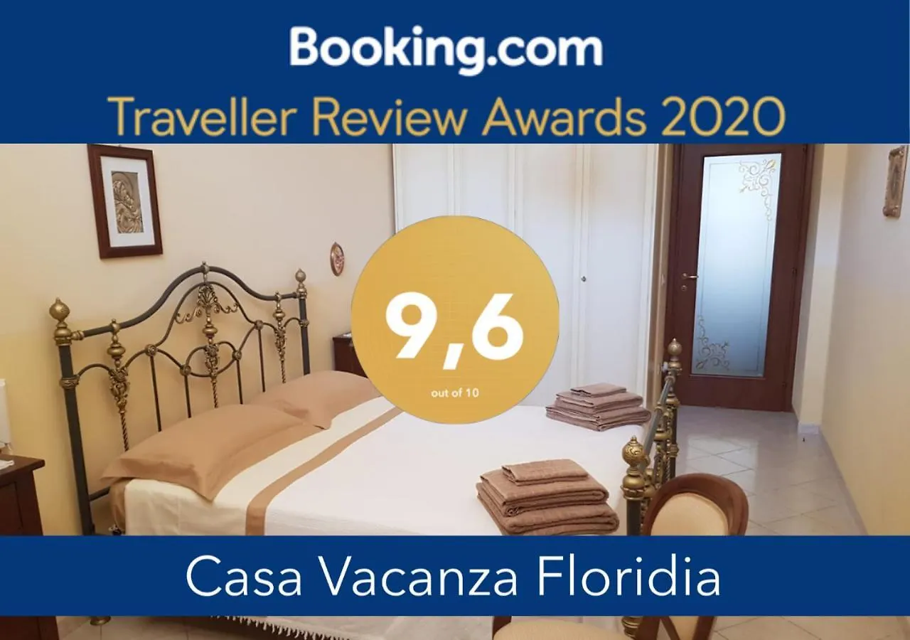 Holiday home Half House Floridia Villa